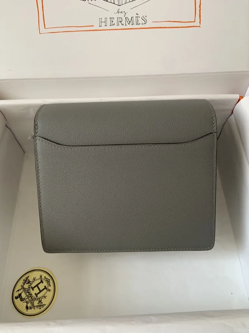Alternative view of Hermes Roulis Bags-32