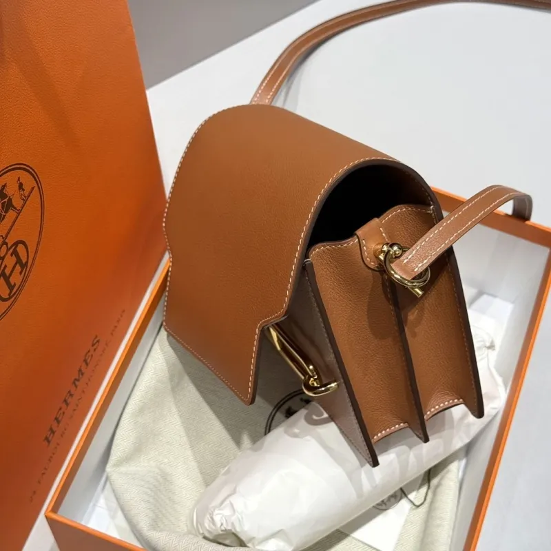 Hermes Brown Roulis Crossbody Bag - Image 3