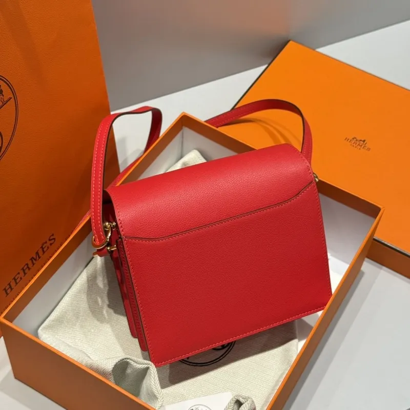 Alternative view of Hermes Roulis Bags-40