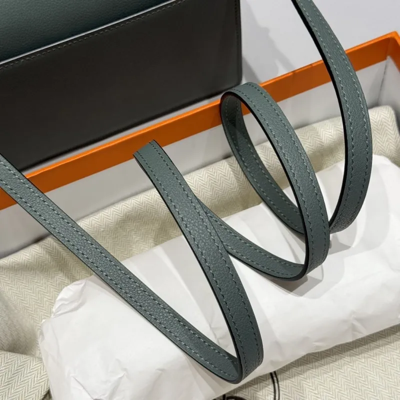 Hermes Roulis Gray Crossbody Bag - Image 6