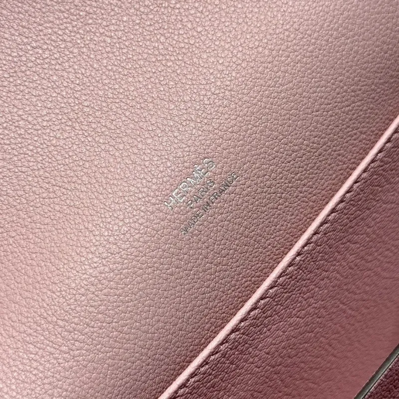 Hermes Pink Roulis Crossbody Bag - Image 9