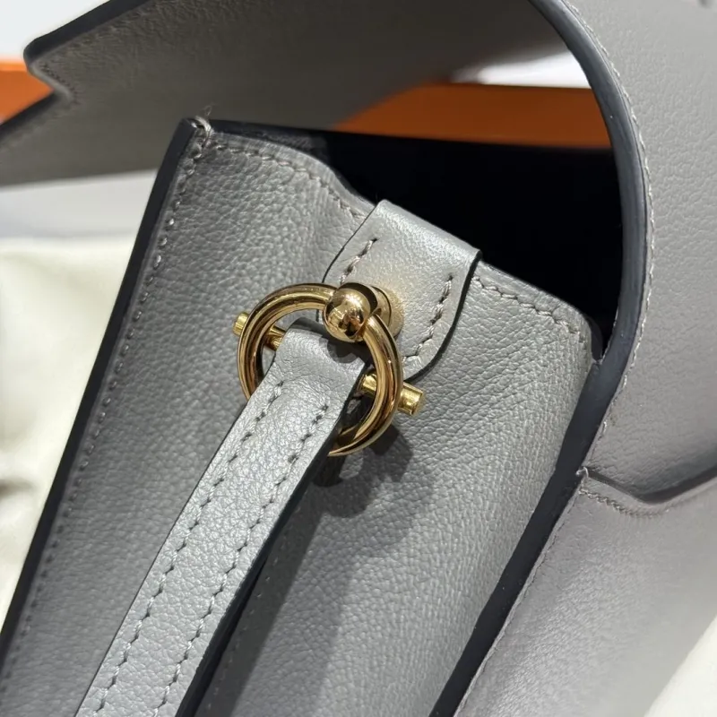 Hermes Gray Roulis Crossbody Bag 44 - Image 5