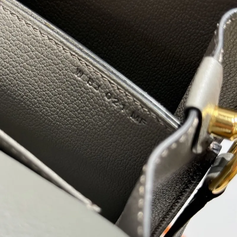 Hermes Gray Roulis Crossbody Bag 44 - Image 7
