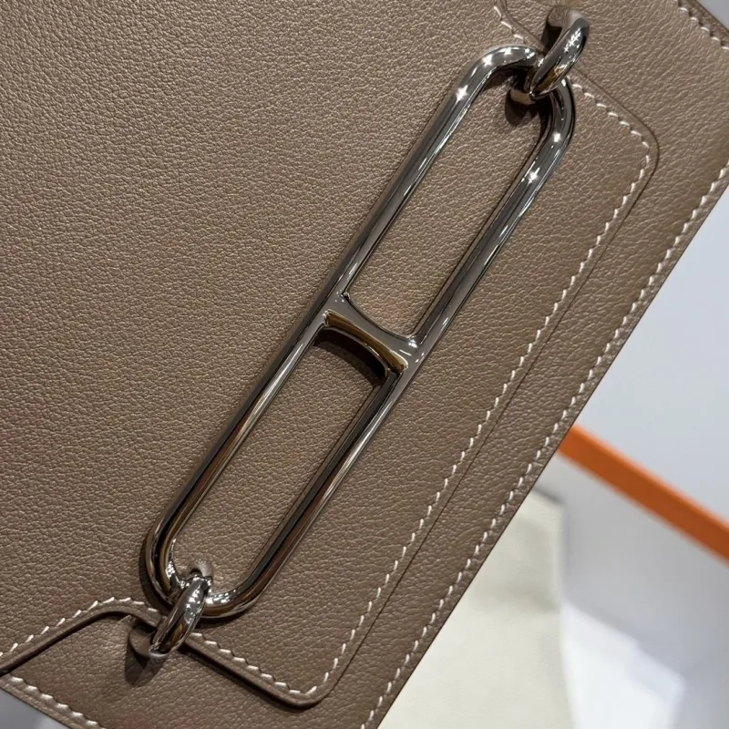 Hermes Taupe Roulis Crossbody Bag - Image 4