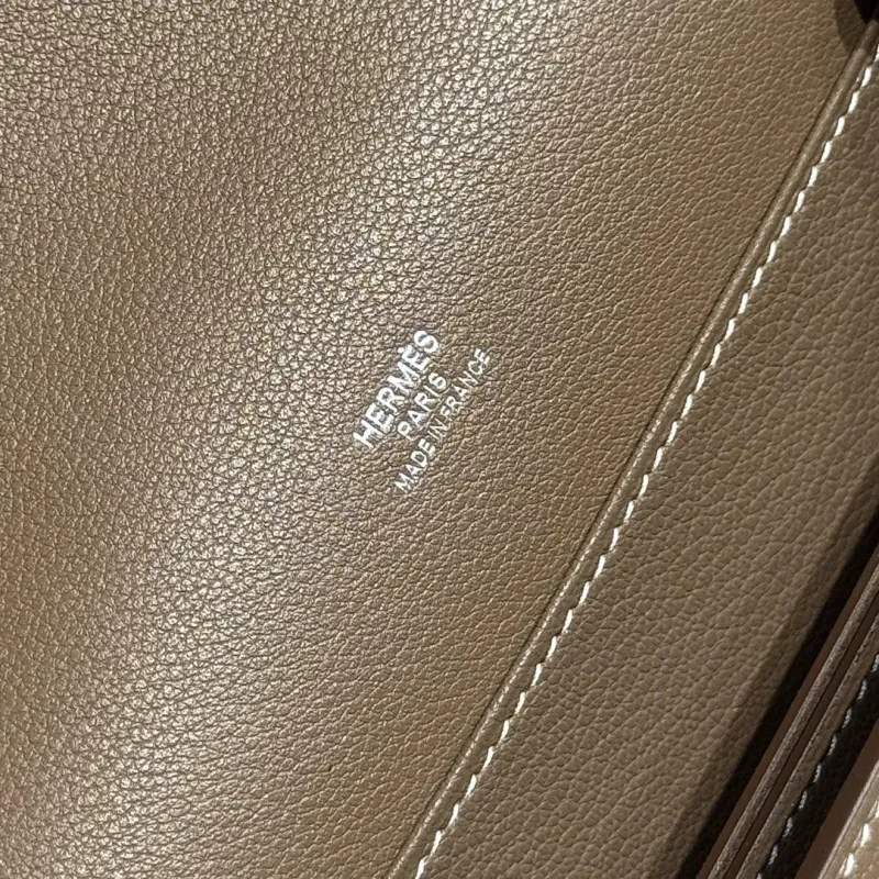 Hermes Taupe Roulis Crossbody Bag - Image 5