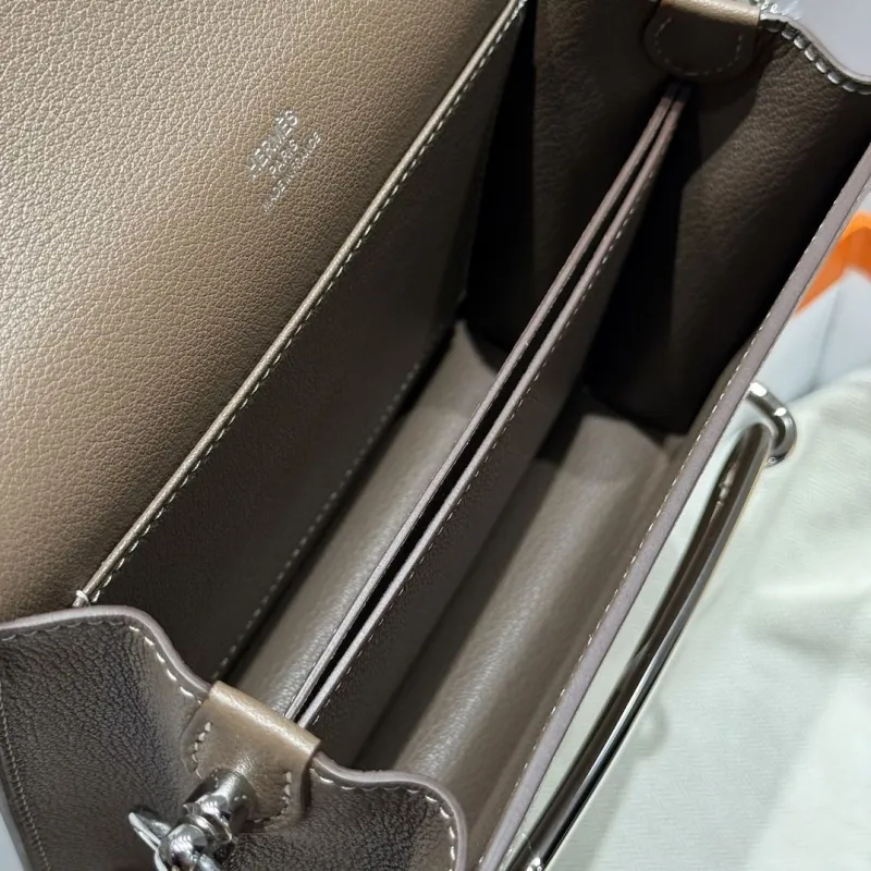 Hermes Taupe Roulis Crossbody Bag - Image 7