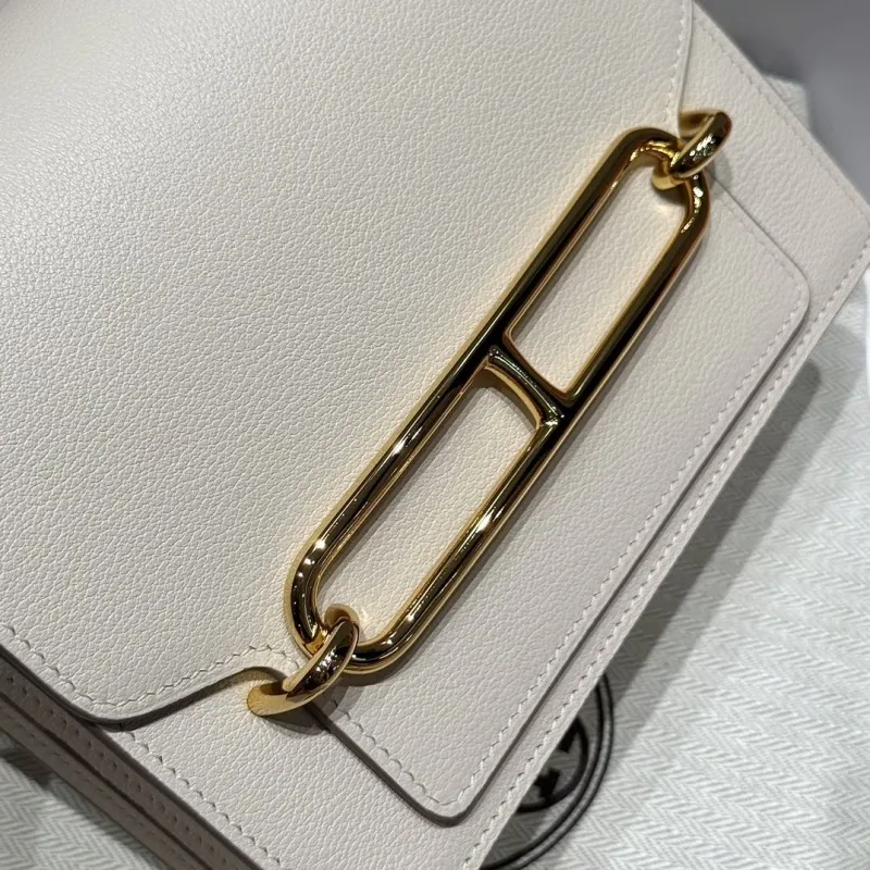 Hermes Cream Roulis Crossbody Bag - Image 4