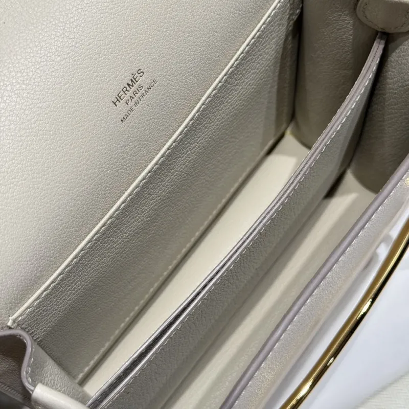 Hermes Cream Roulis Crossbody Bag - Image 9