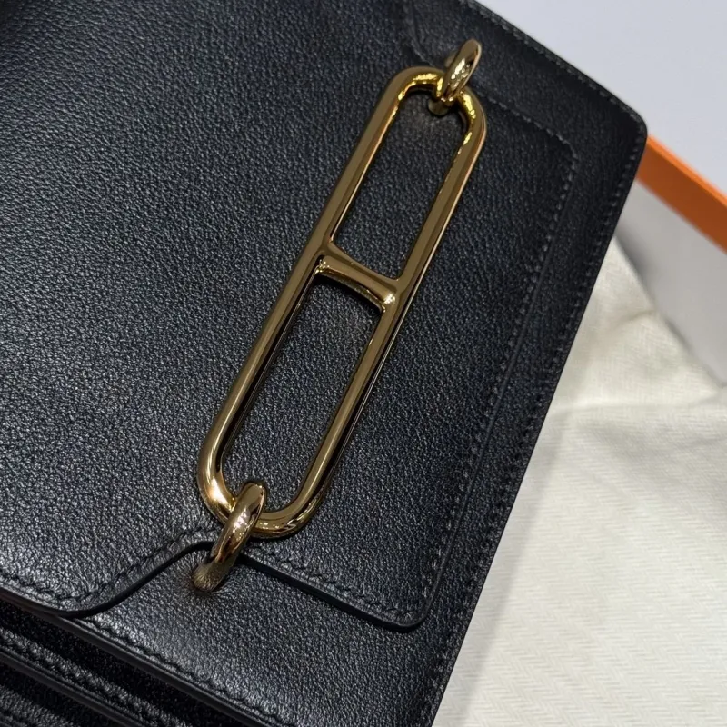 Hermes Black Roulis Crossbody Bag 49 - Image 4