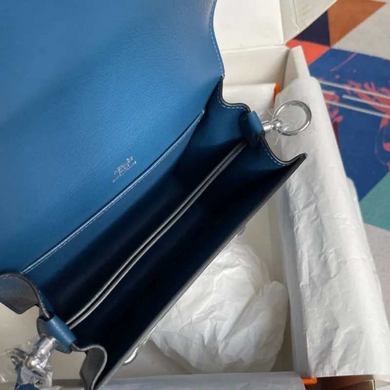 Hermes Blue Roulis Crossbody Bag - Image 9