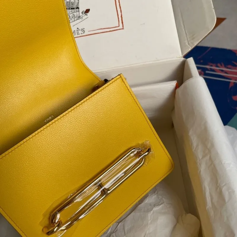 Hermes Yellow Roulis Leather Handbag - Image 7