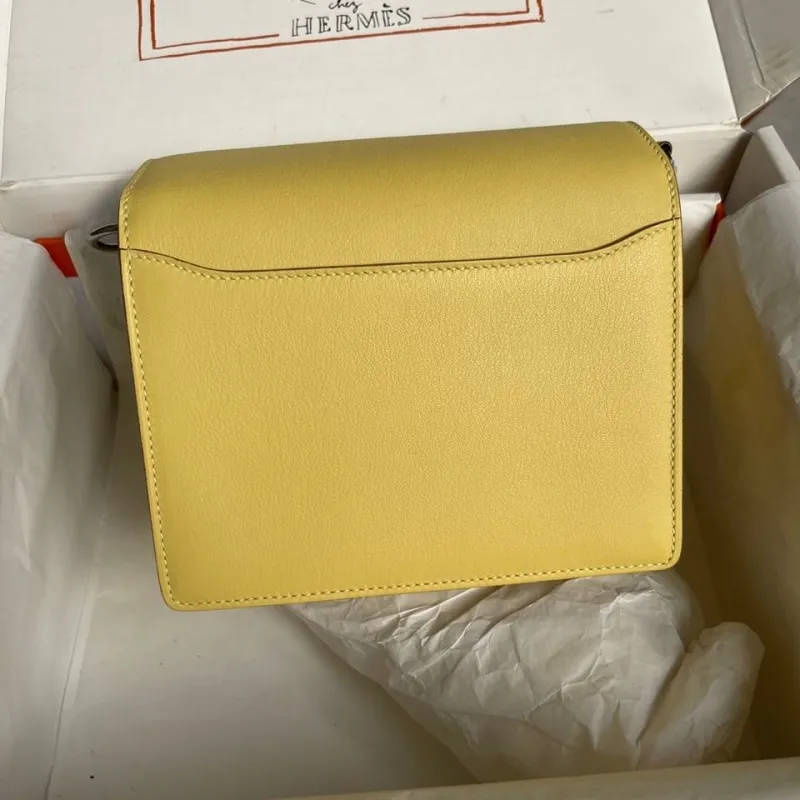 Hermes Yellow Roulis Leather Crossbody Bag - Image 5