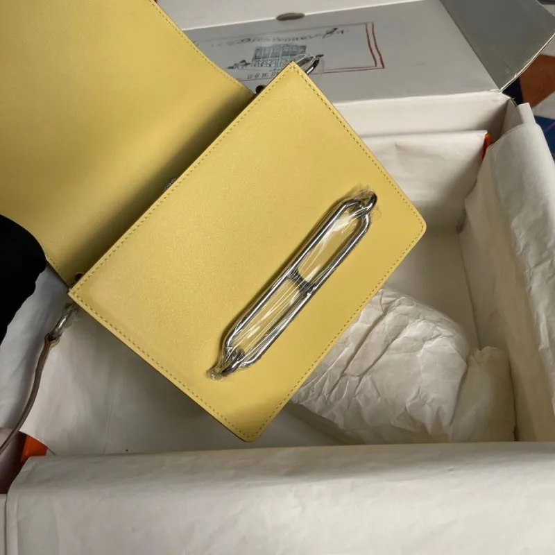 Hermes Yellow Roulis Leather Crossbody Bag - Image 8