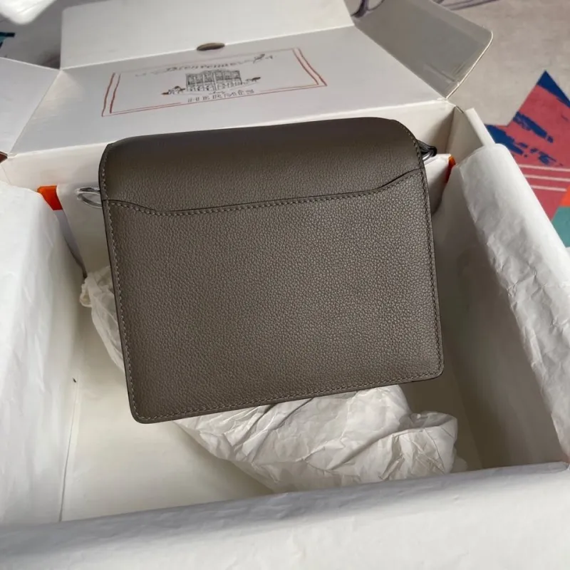 Hermes Roulis Gray Leather Shoulder Bag - Image 5