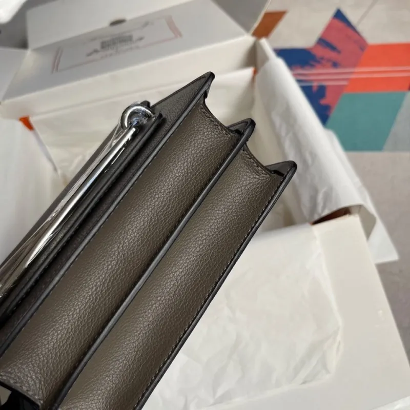 Hermes Roulis Gray Leather Shoulder Bag - Image 7
