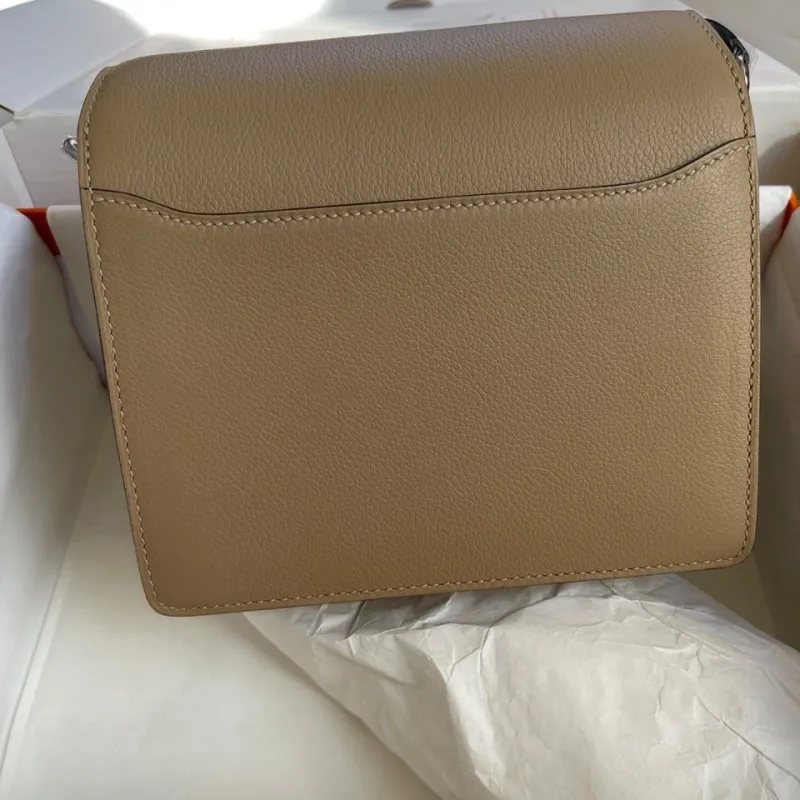 Hermes Beige Roulis Leather Crossbody Bag 93 - Image 4