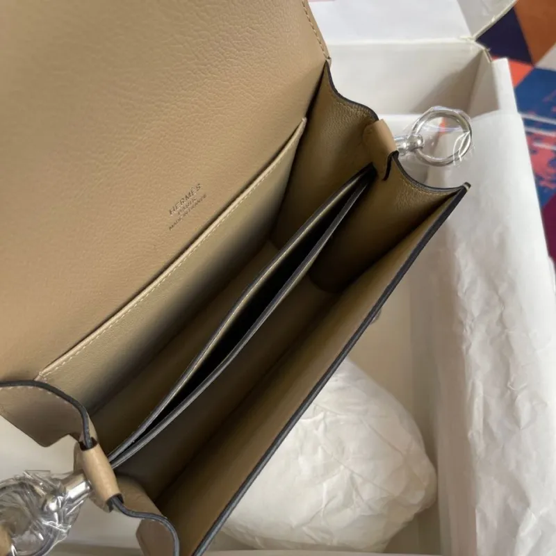 Hermes Beige Roulis Leather Crossbody Bag 93 - Image 6