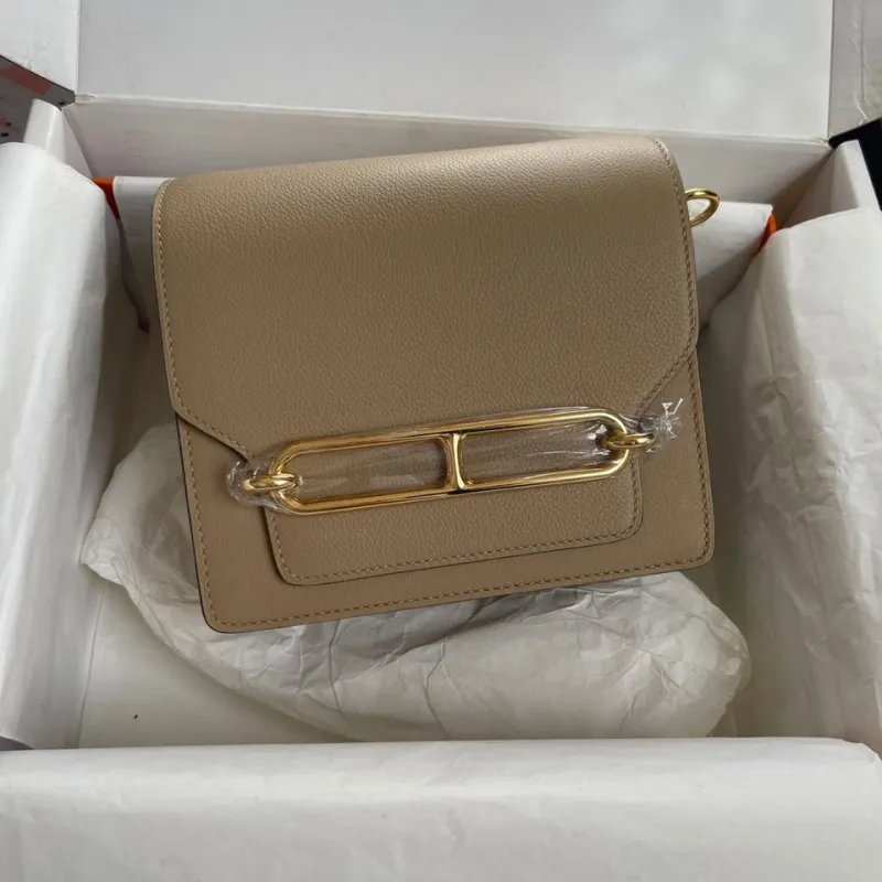 Hermes Beige Roulis Leather Crossbody Bag - Image 4