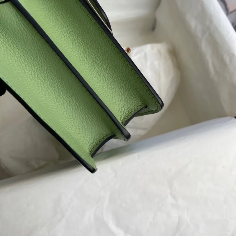 Hermes Green Roulis Leather Crossbody Bag 96 - Image 6