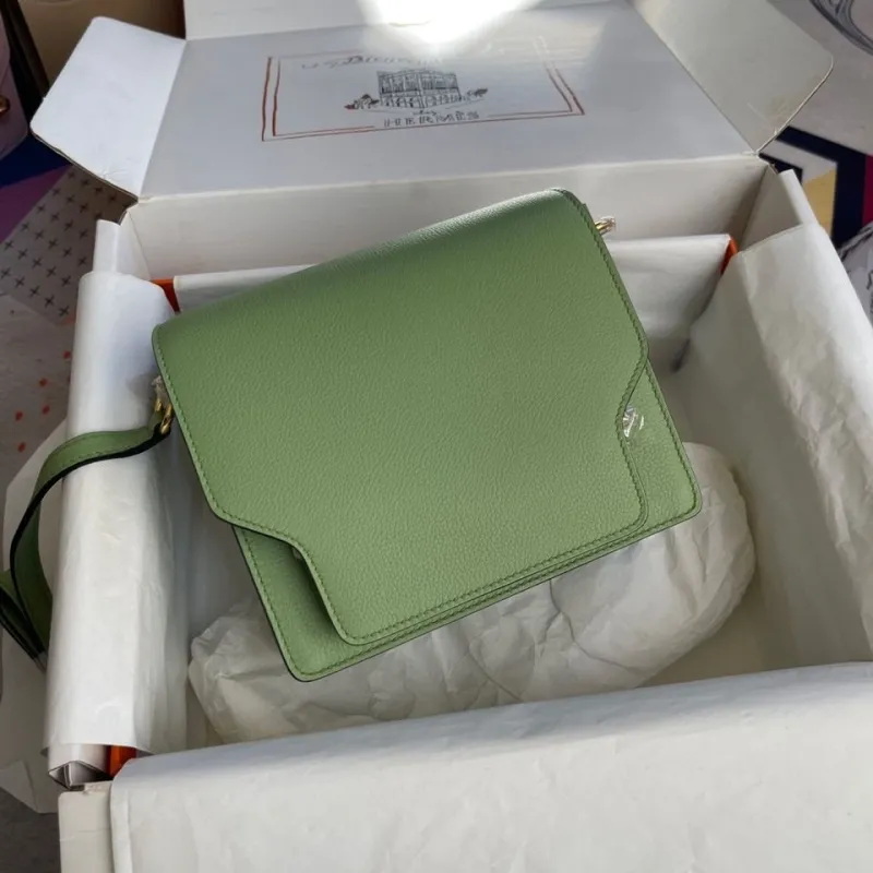 Hermes Green Roulis Leather Crossbody Bag 96 - Image 9