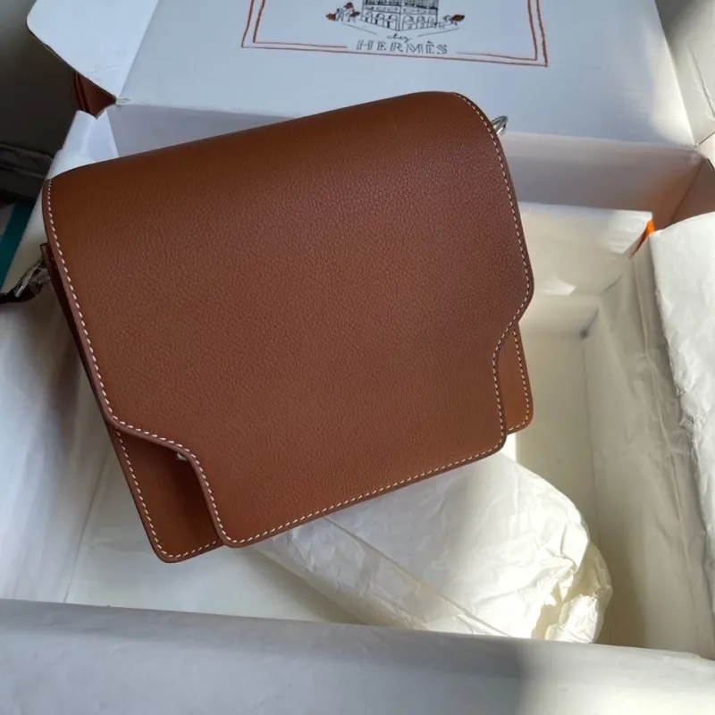 Hermes Brown Roulis Crossbody Bag - Image 9