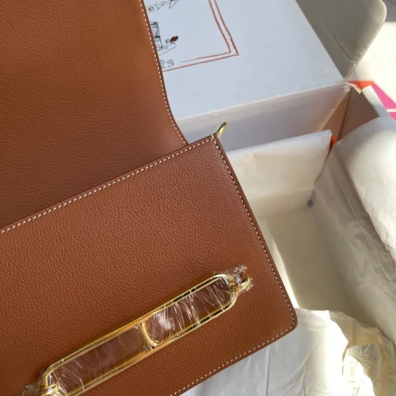 Hermes Brown Leather Roulis Shoulder Bag - Image 7