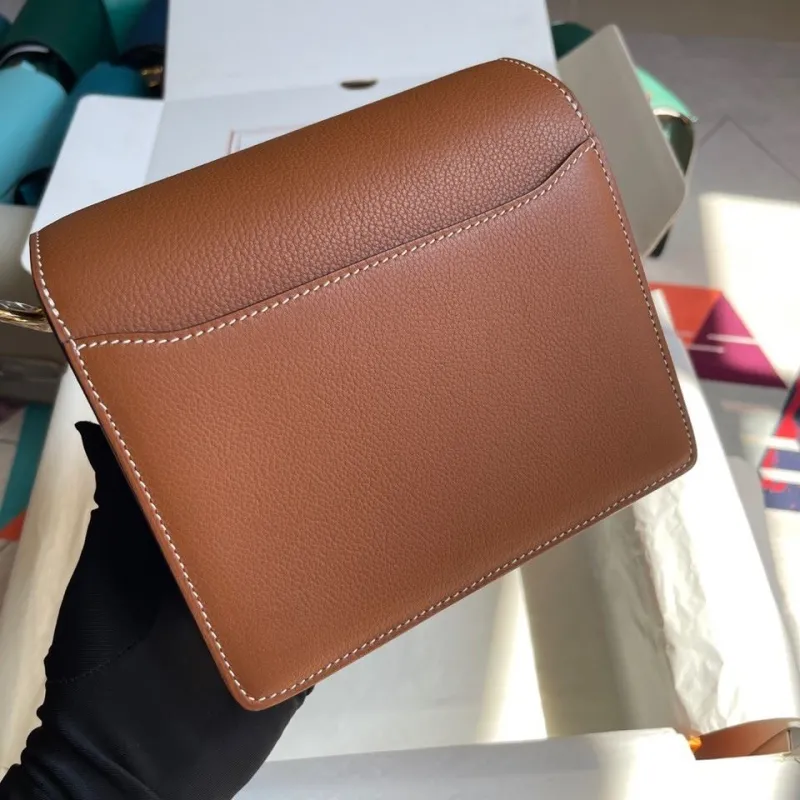 Hermes Brown Leather Roulis Shoulder Bag - Image 9