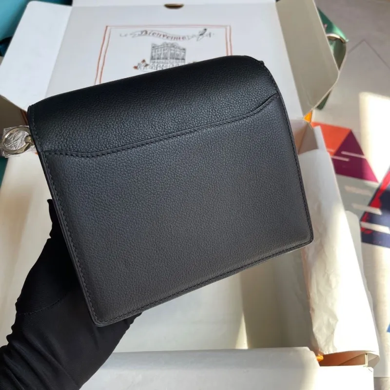 Alternative view of Hermes Roulis Bags-101