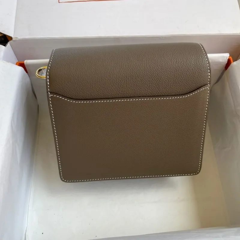 Alternative view of Hermes Roulis Bags-106