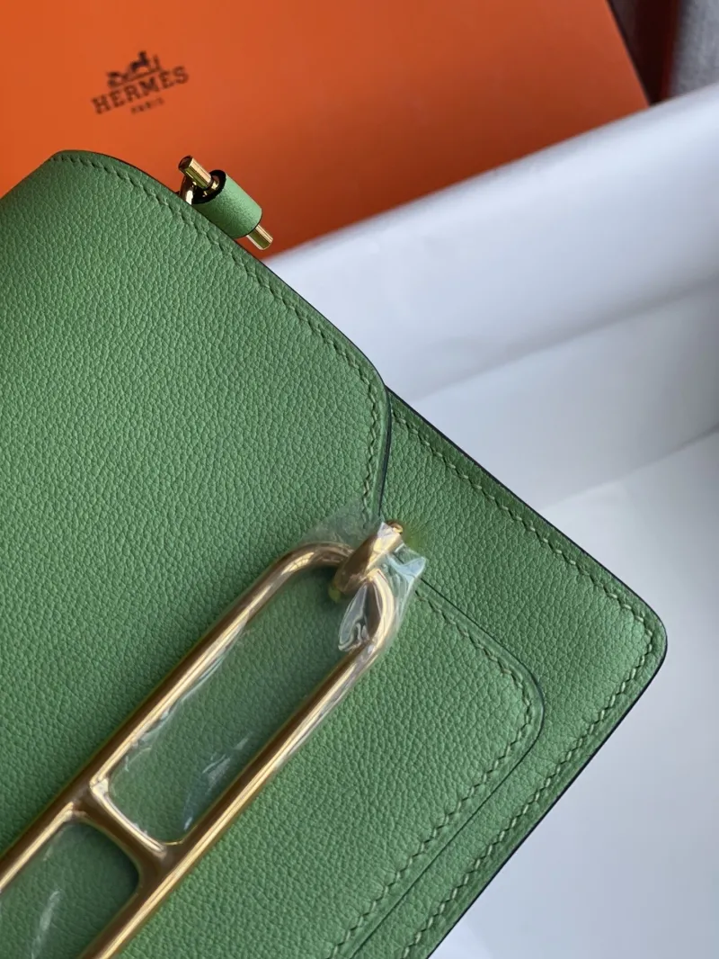 Hermes Green Roulis Crossbody Leather Bag - Image 5
