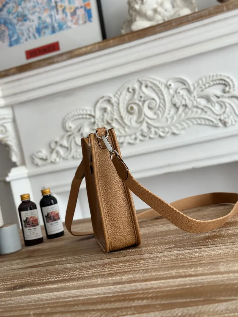 Alternative view of Hermes Satchel Bags-1