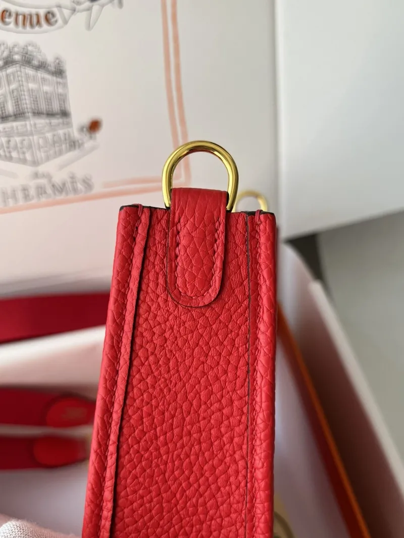 Hermes Red Crossbody Leather Bag - Image 6