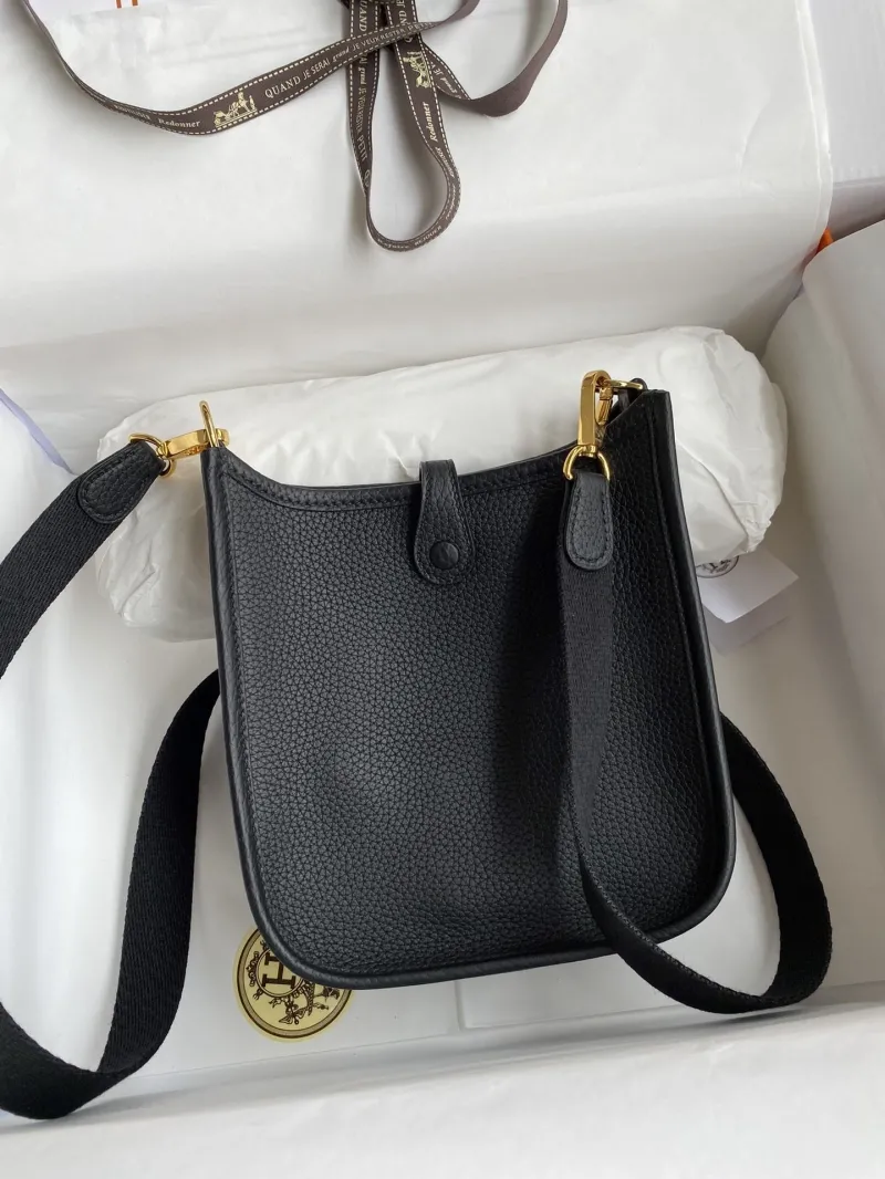 Alternative view of Hermes Satchel Bags-4