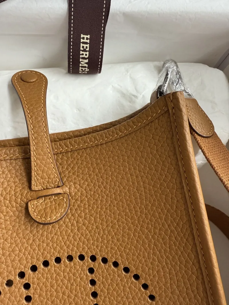 Hermes Tan Leather Crossbody Satchel Bag - Image 5