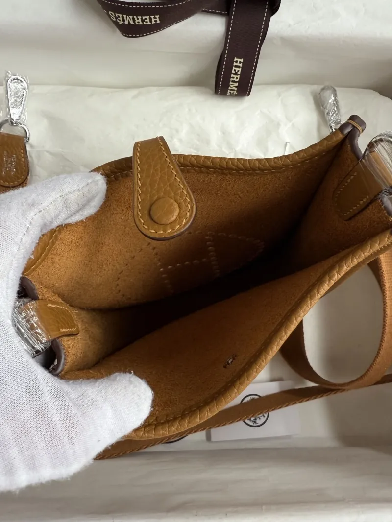 Hermes Tan Leather Crossbody Satchel Bag - Image 7