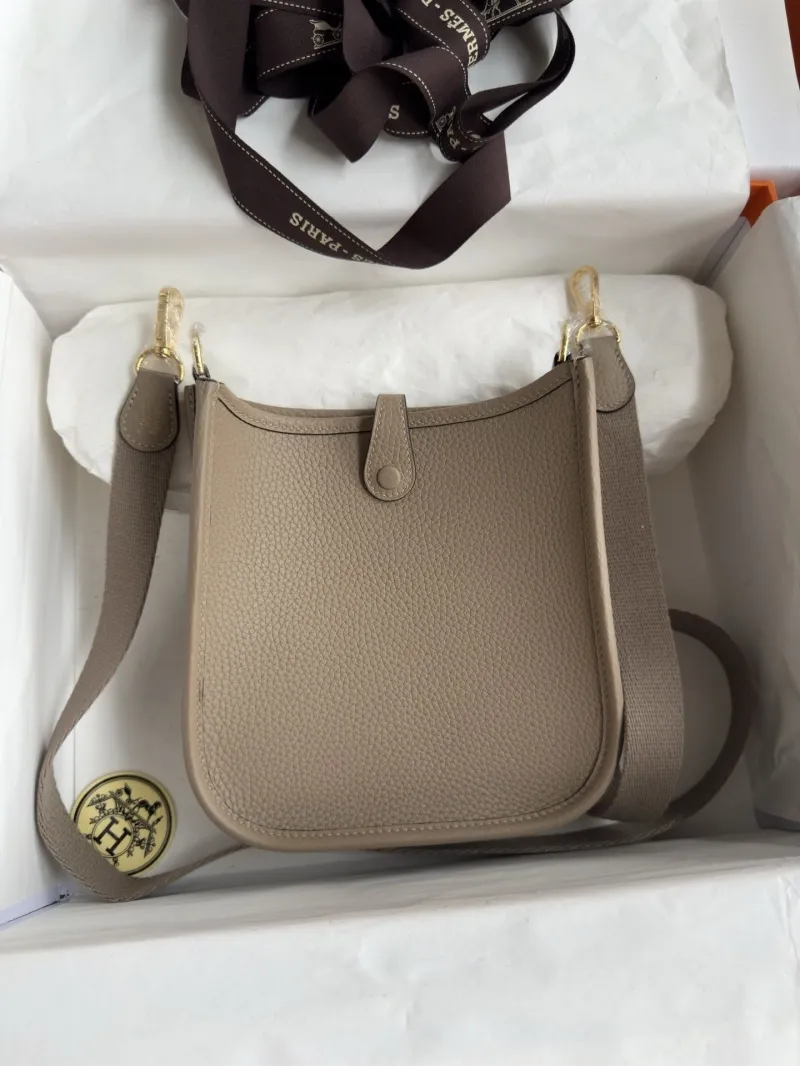 Alternative view of Hermes Satchel Bags-14