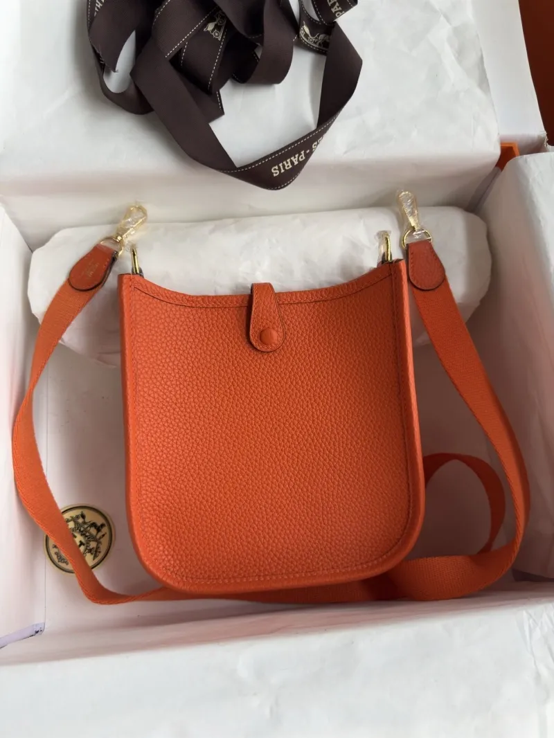 Alternative view of Hermes Satchel Bags-20
