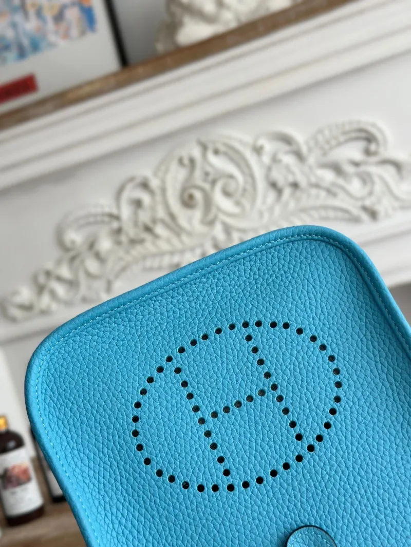 Hermes Turquoise Crossbody Satchel Bag 29 - Image 4
