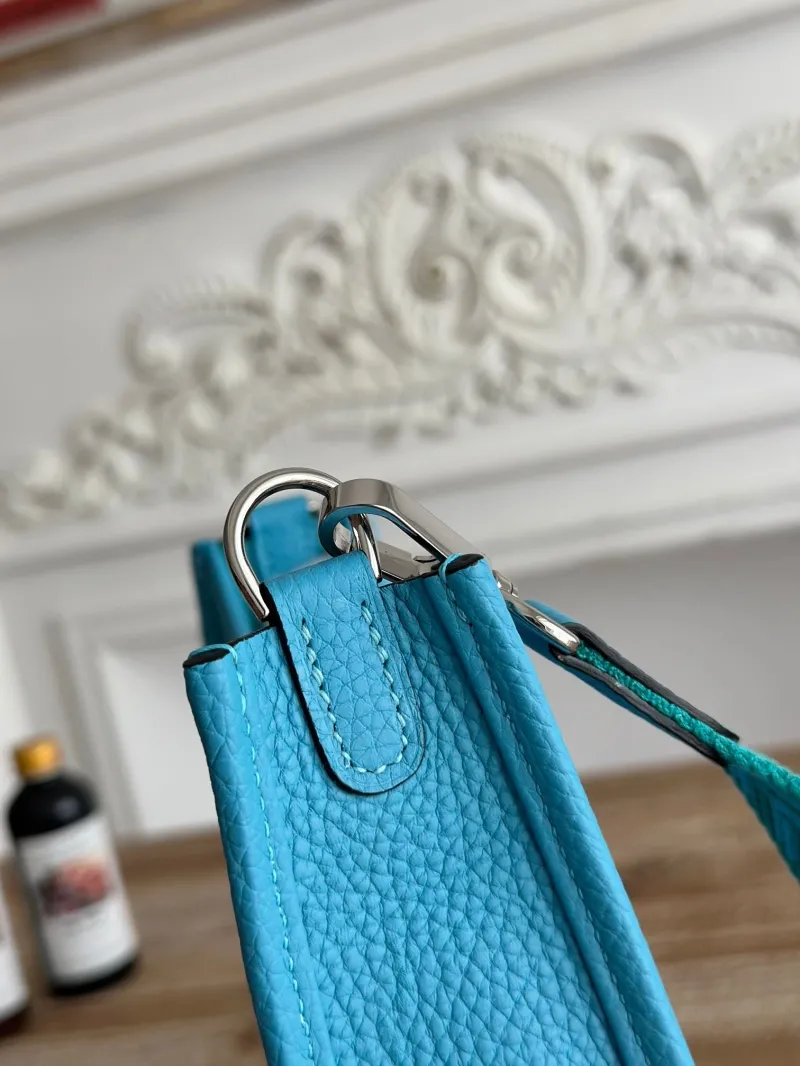 Hermes Turquoise Crossbody Satchel Bag 29 - Image 6