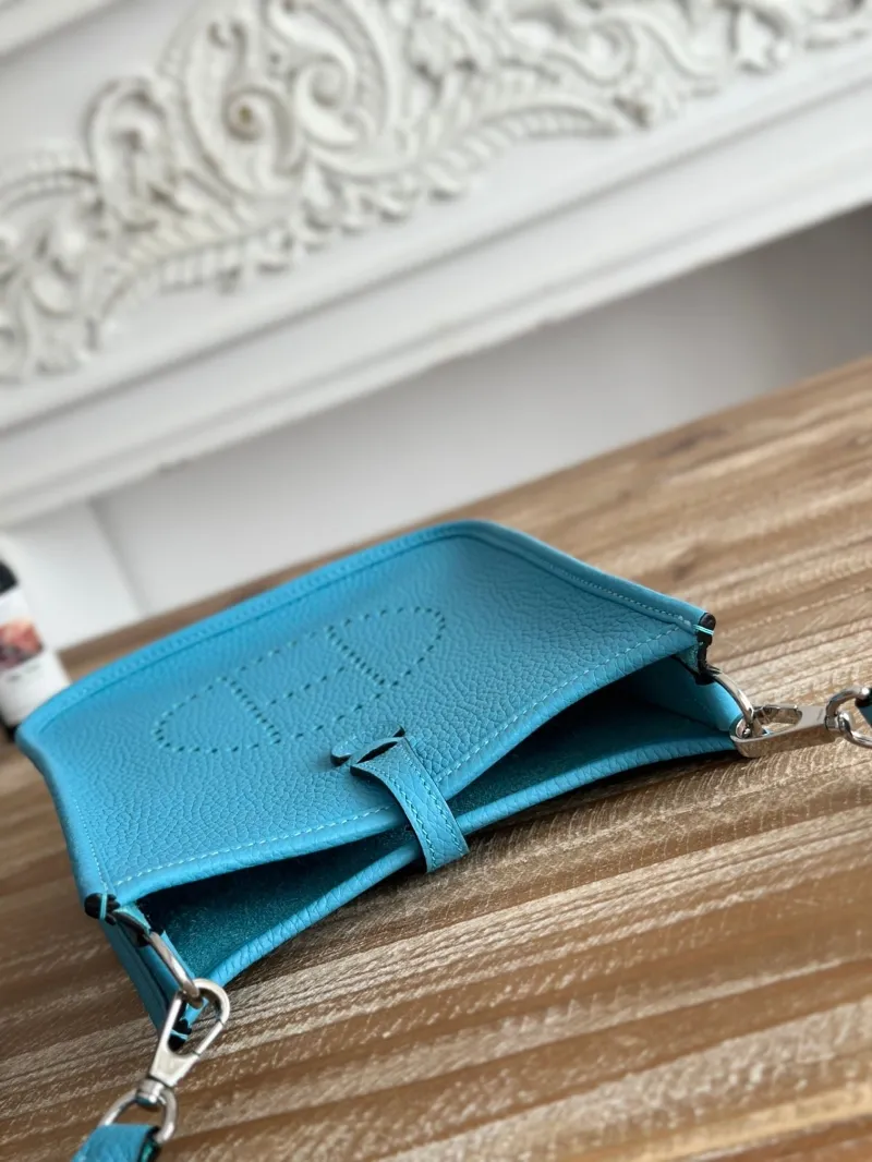 Hermes Turquoise Crossbody Satchel Bag 29 - Image 8