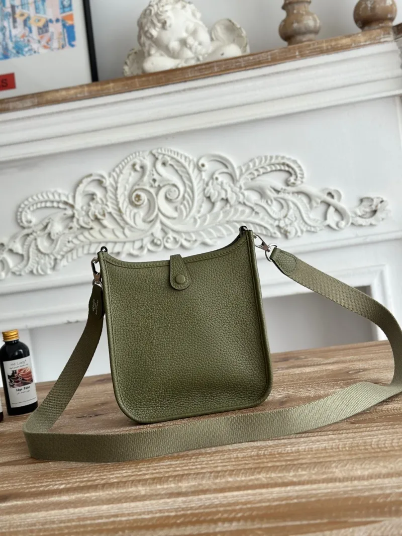 Hermes Olive Green Crossbody Satchel Bag 31 - Image 3