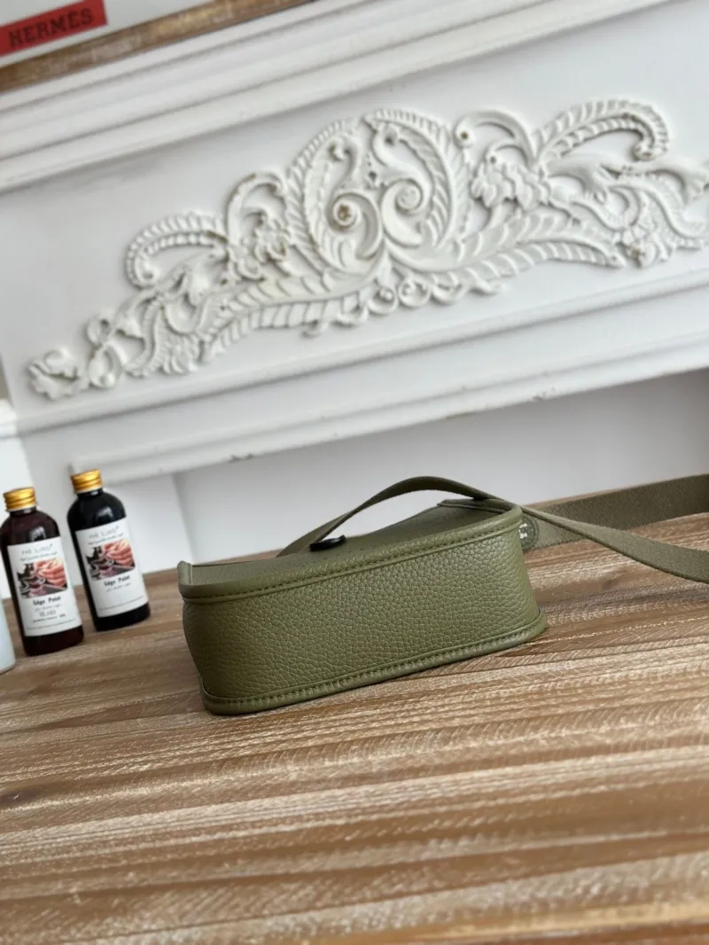 Hermes Olive Green Crossbody Satchel Bag 31 - Image 6