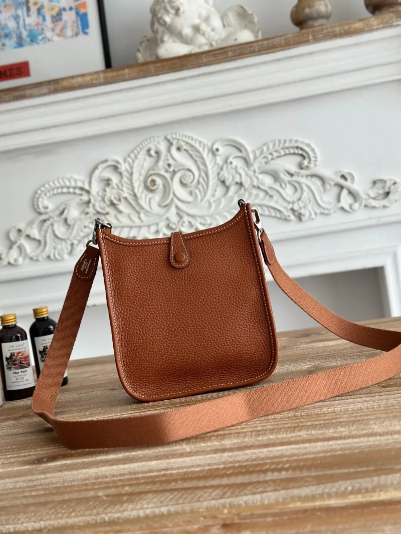 Hermes Brown Leather Crossbody Satchel Bag Size 32 - Image 3