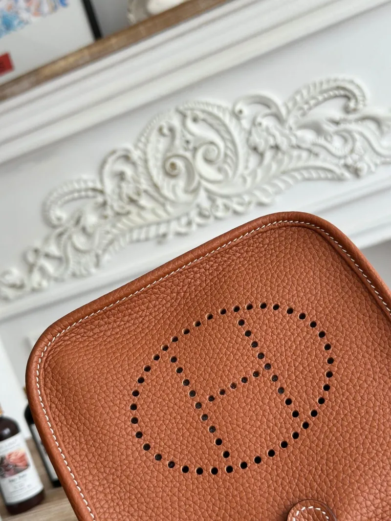 Hermes Brown Leather Crossbody Satchel Bag Size 32 - Image 4