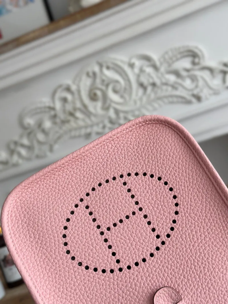 Hermes Pink Leather Crossbody Satchel Bag - Image 4