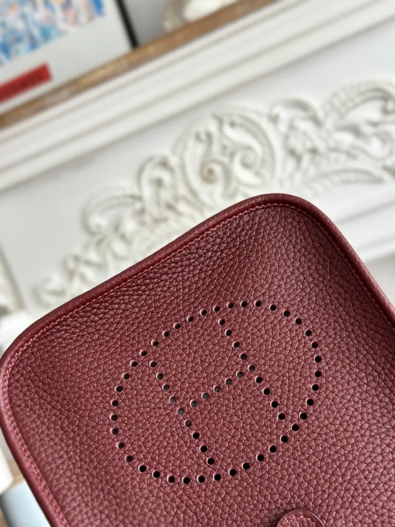 Hermes Burgundy Leather Crossbody Bag 37 - Image 4