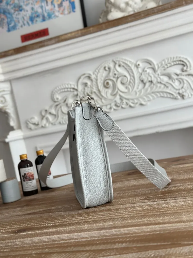 Alternative view of Hermes Satchel Bags-41