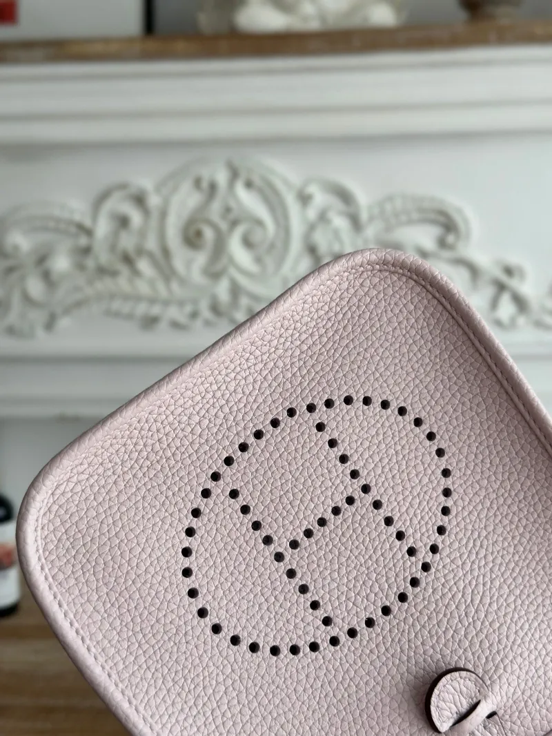 Hermes Light Pink Crossbody Satchel Bag - Image 4