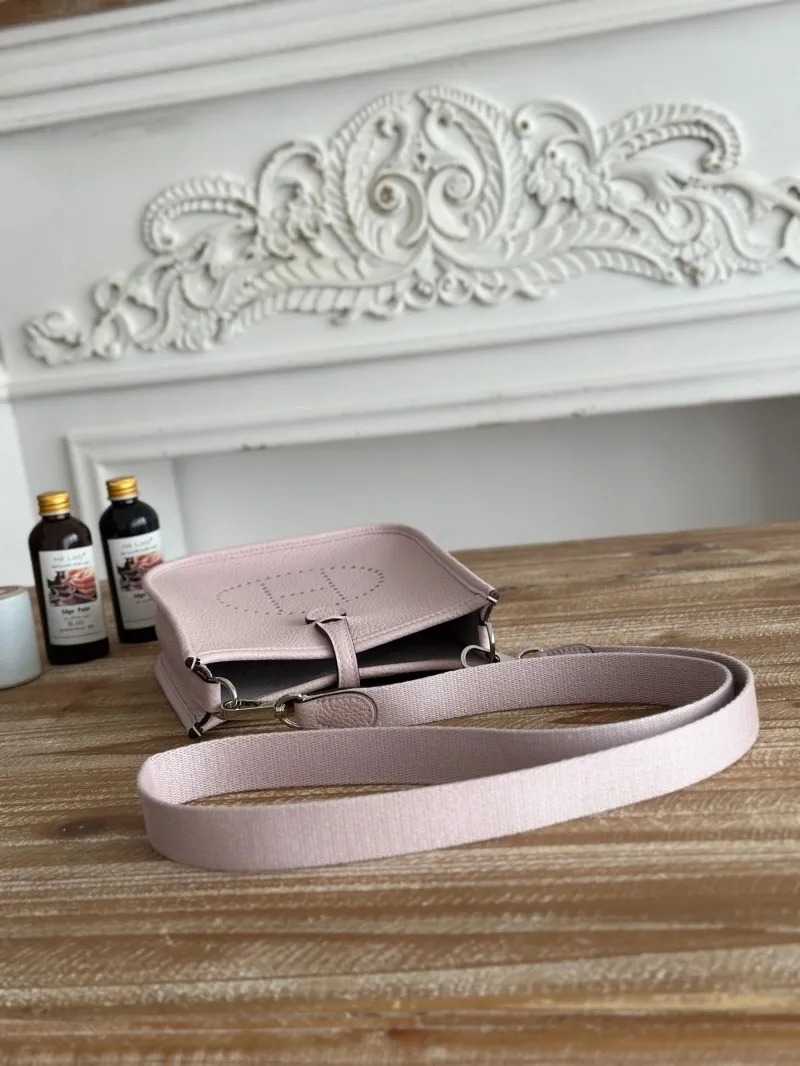 Hermes Light Pink Crossbody Satchel Bag - Image 7