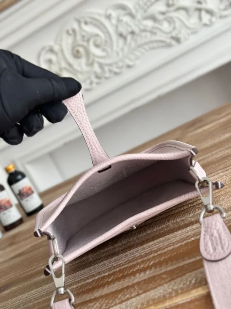 Hermes Light Pink Crossbody Satchel Bag - Image 8